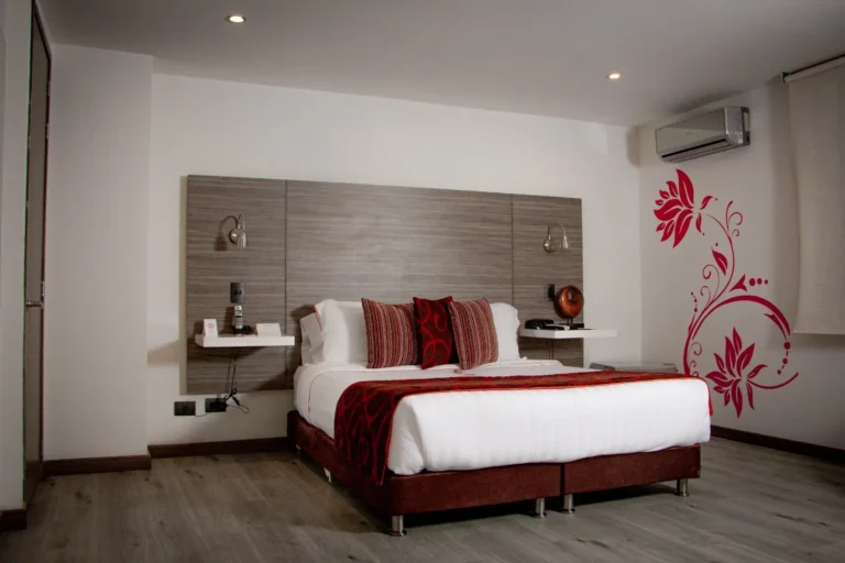 hotel isa victory